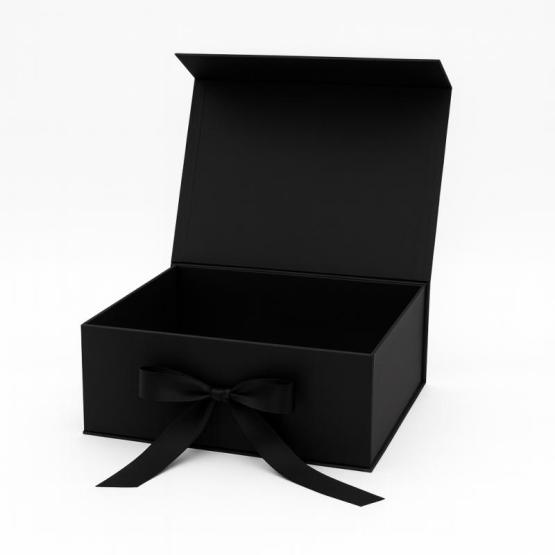 Ekskluzywne pudełko L czarne na magnes