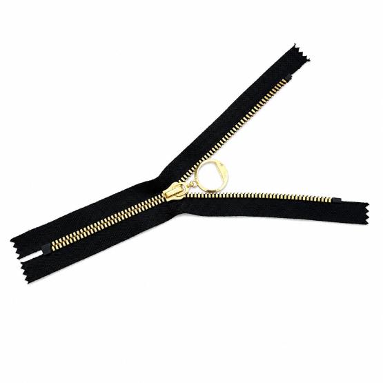 Zamek 25 cm czarny z ozdobnym kółkiem (4)
